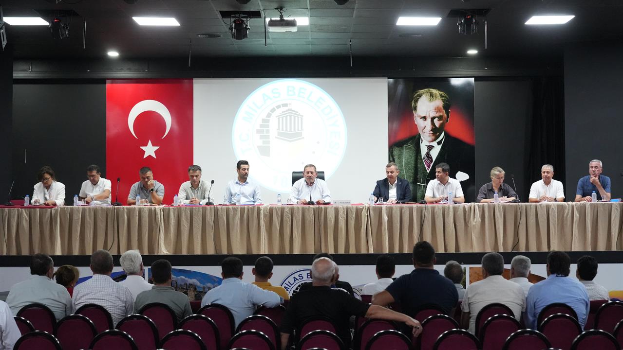 MİLAS BELEDİYE BAŞKANI FEVZİ TOPUZ MUHTARLARIN TALEPLERİNİ DİNLEDİ