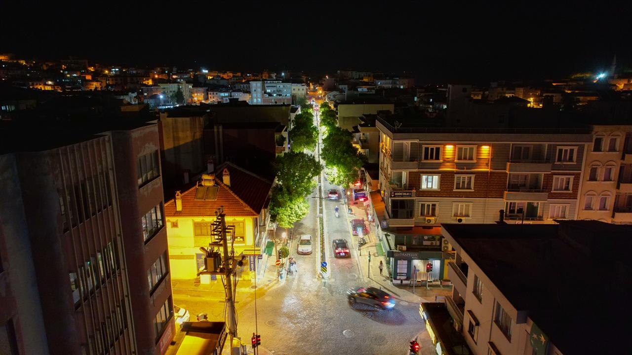 MENTEŞE CADDESİ IŞIL IŞIL
